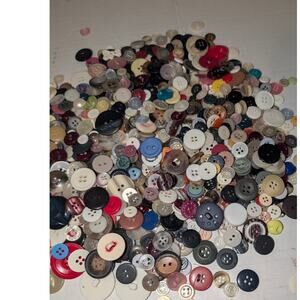 2# Lot Vintage Sewing Buttons Celluloid Lucite Mother Pearl  2 Tins